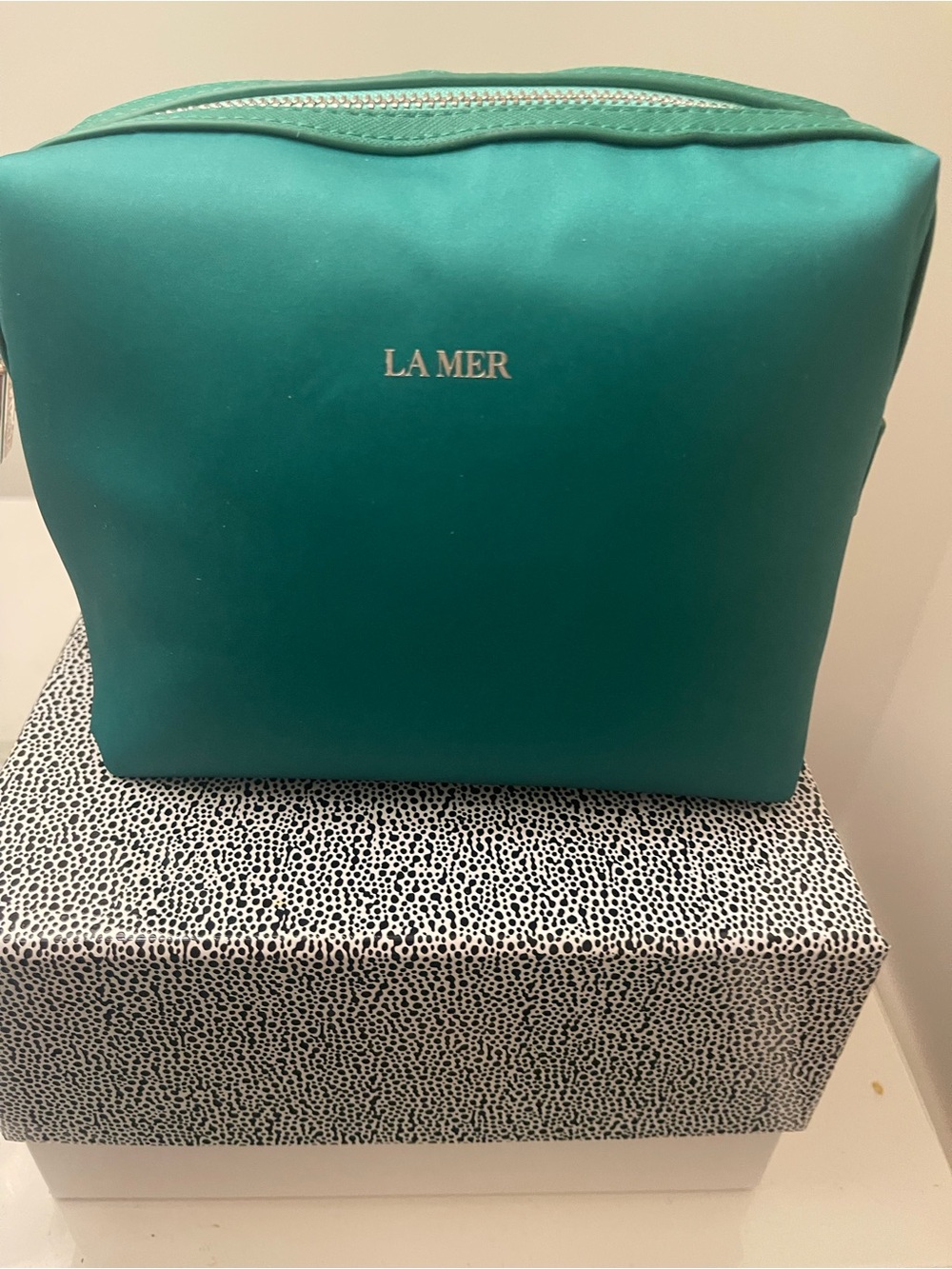 La Mer Teal Travel Cosmetic Case